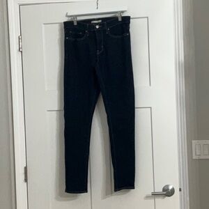 Levi Strauss 311 Shaping Skinny Jeans